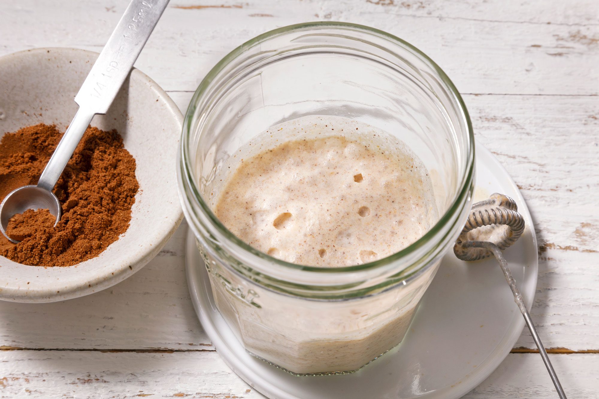 Combine cream, milk, canned pumpkin, maple syrup, vanilla and pumpkin pie spice in a small jar