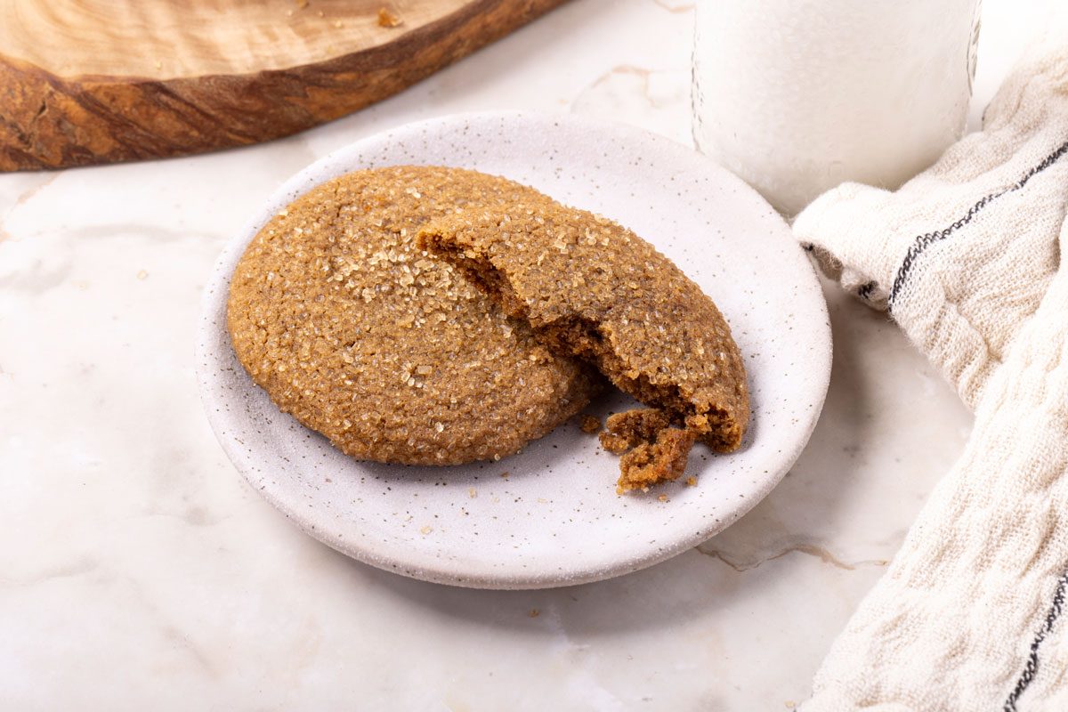 Taste of Home Soft Gingersnap Cookies (41606)