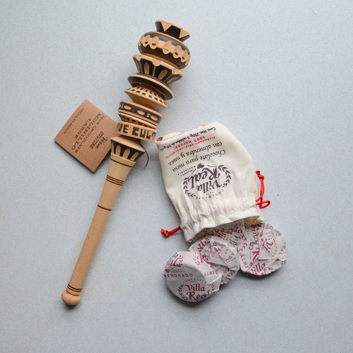 Traditional Mexican Hot Chocolate Set