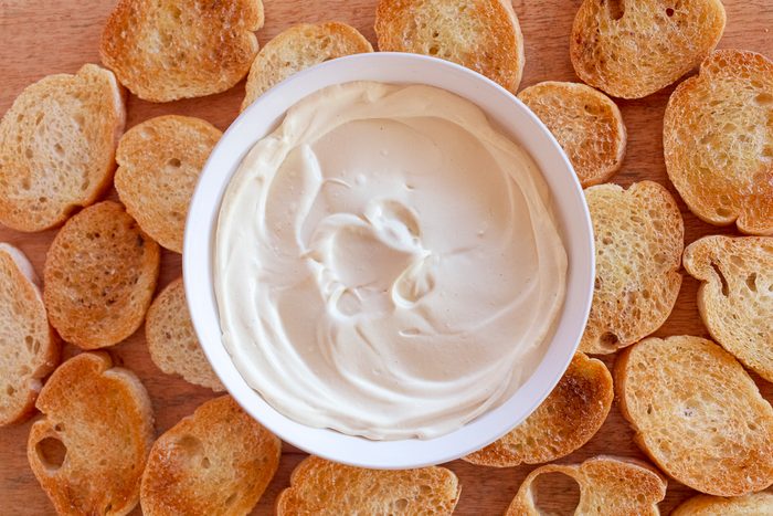 buttery Vegan Cashew cheese Tohd24 245764 Jackiealpers 03 with crostini