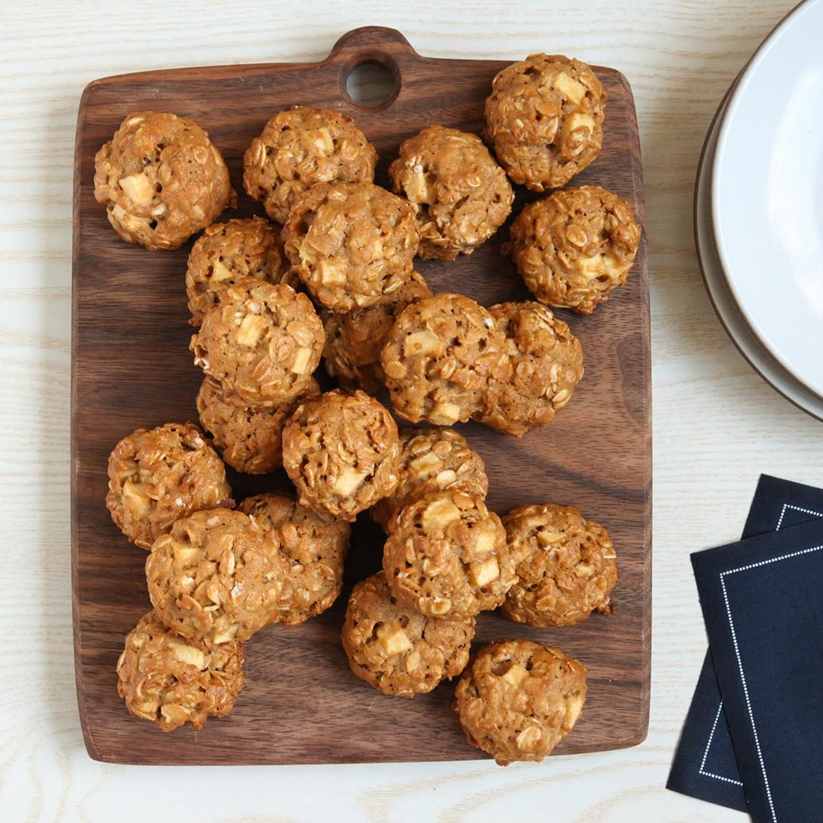 Oatmeal Caramel Apple Cookies