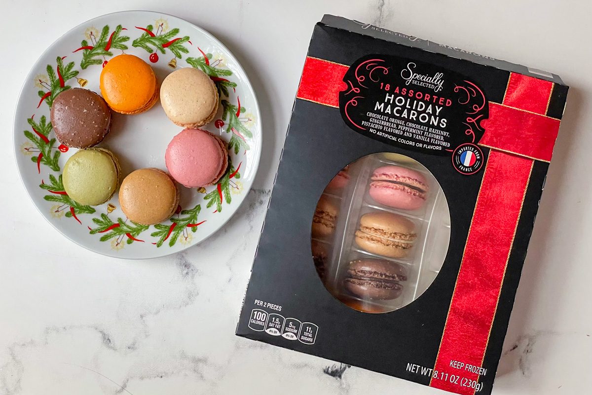 Holiday Macarons 