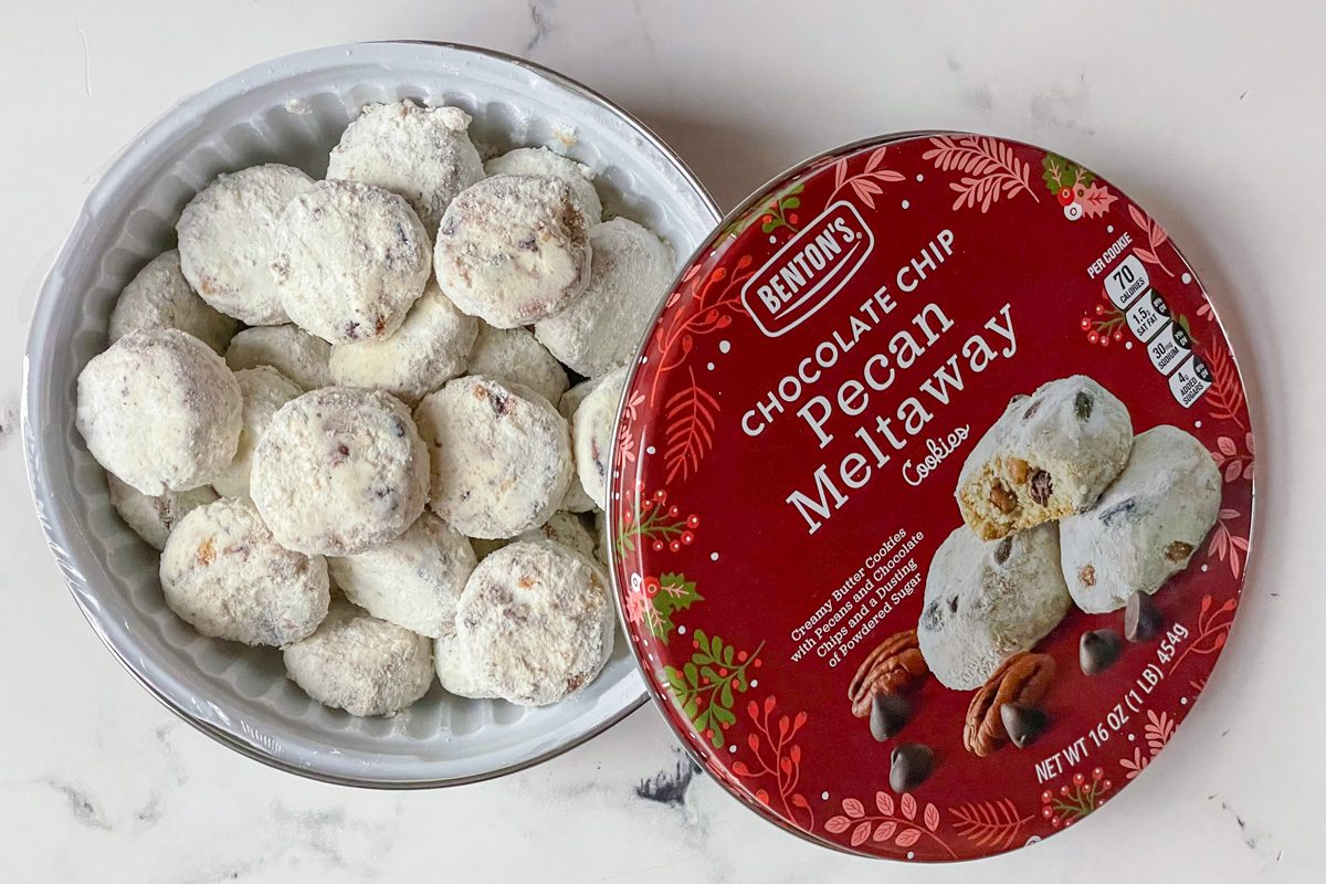 Chocolate Chip Pecan Meltaway Cookies