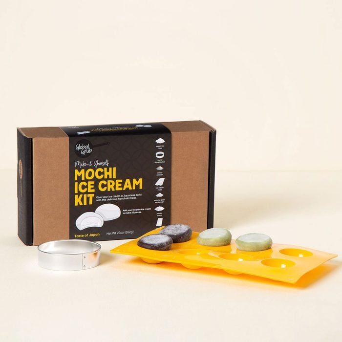 Mochi Ice Cream Kit Via Uncommongoods.com Ecomm