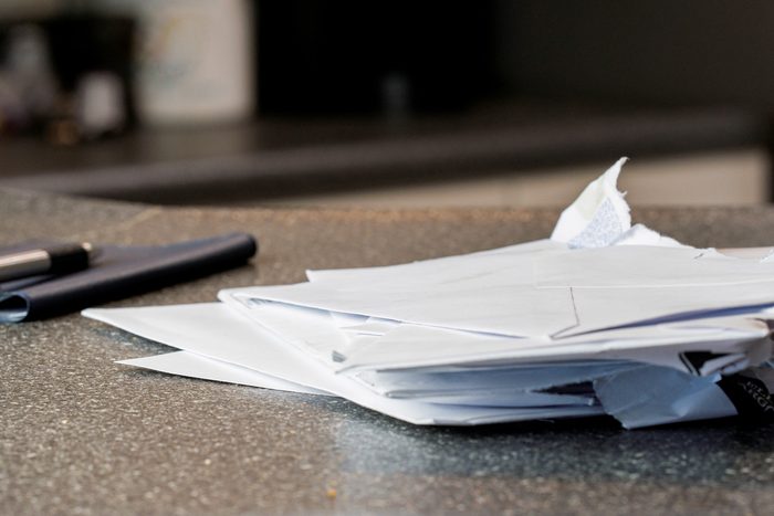 10 Things You Shouldn’t Be Storing On Your Kitchen Countertop