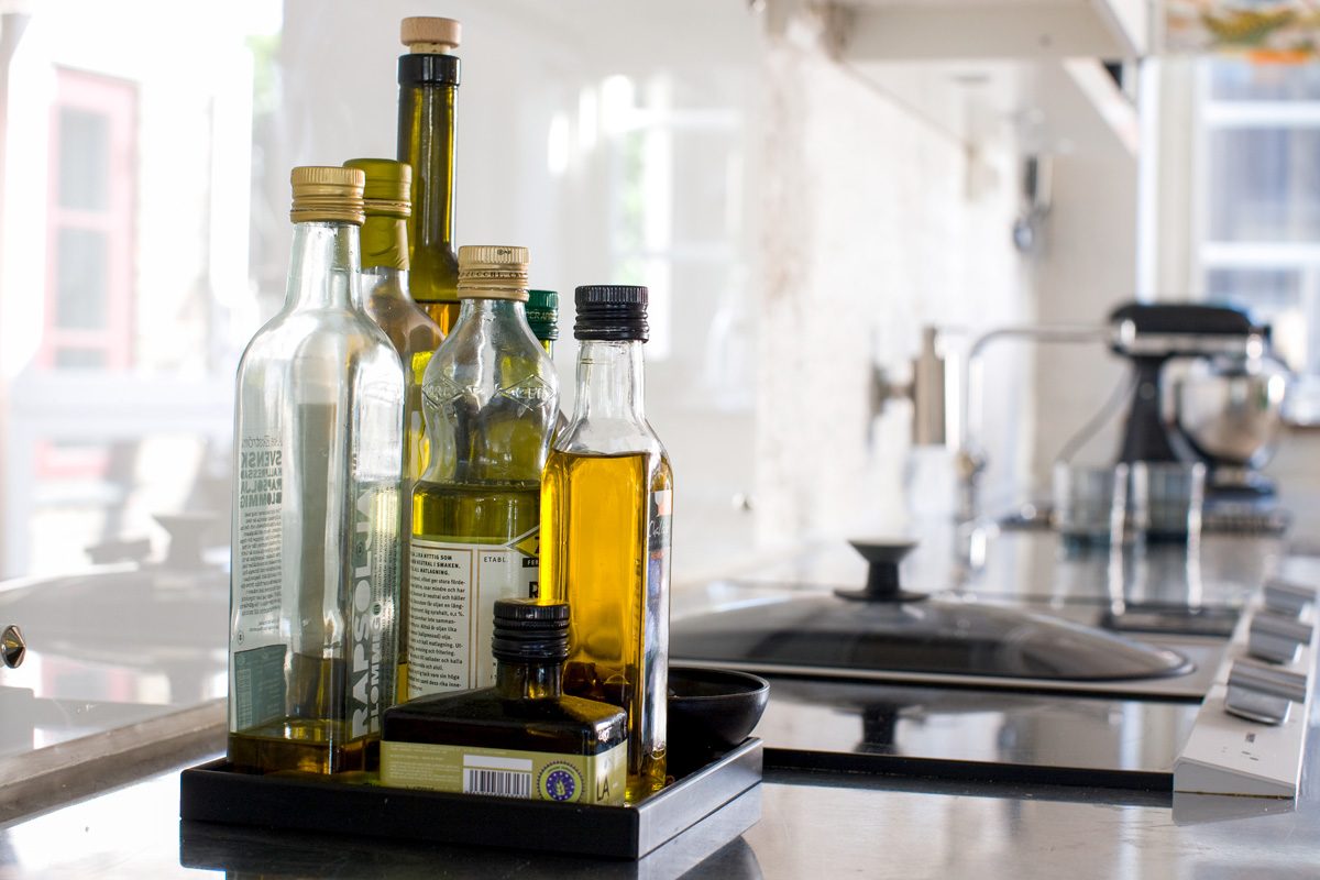 10 Things You Shouldn’t Be Storing On Your Kitchen Countertop