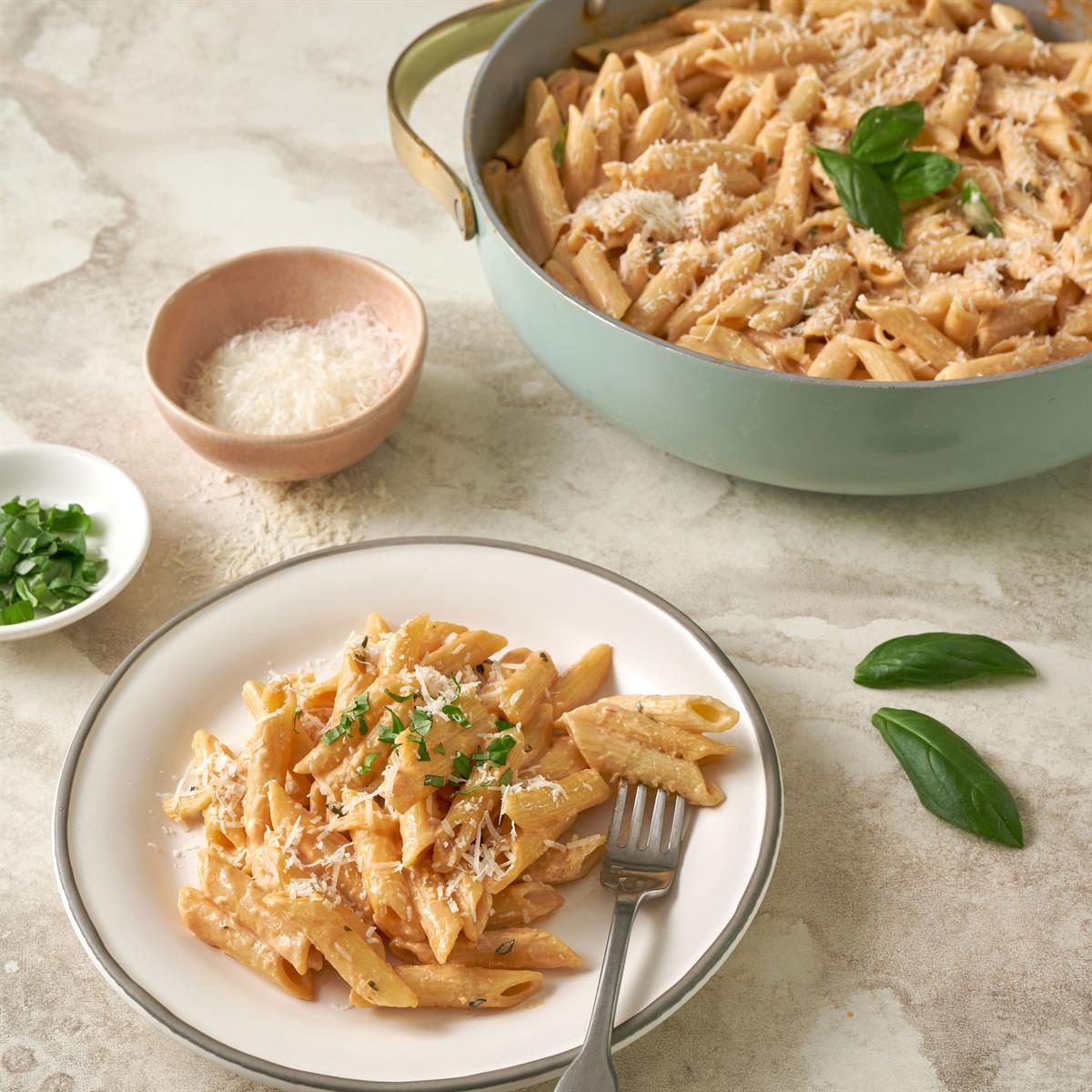Blushing Penne Pasta Exps Tohd24 34895 Suzannajjar 10