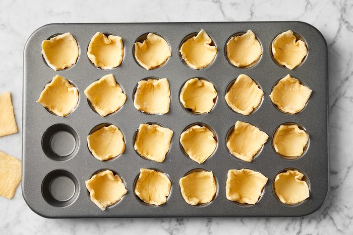 Cranberry Brie Bites Tohcom24 77615 Dr 12 10 07b