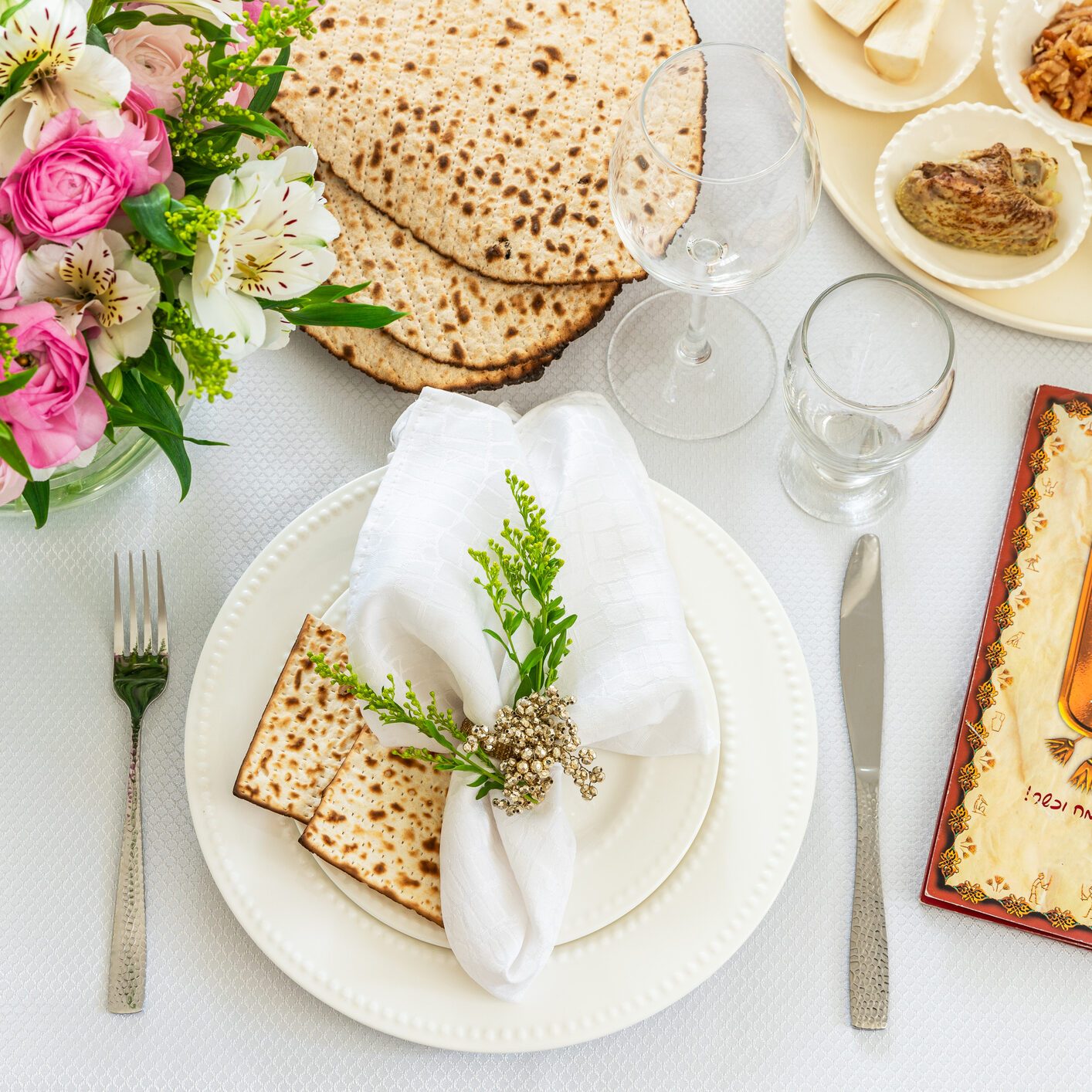 Passover Seder: The Ultimate Guide