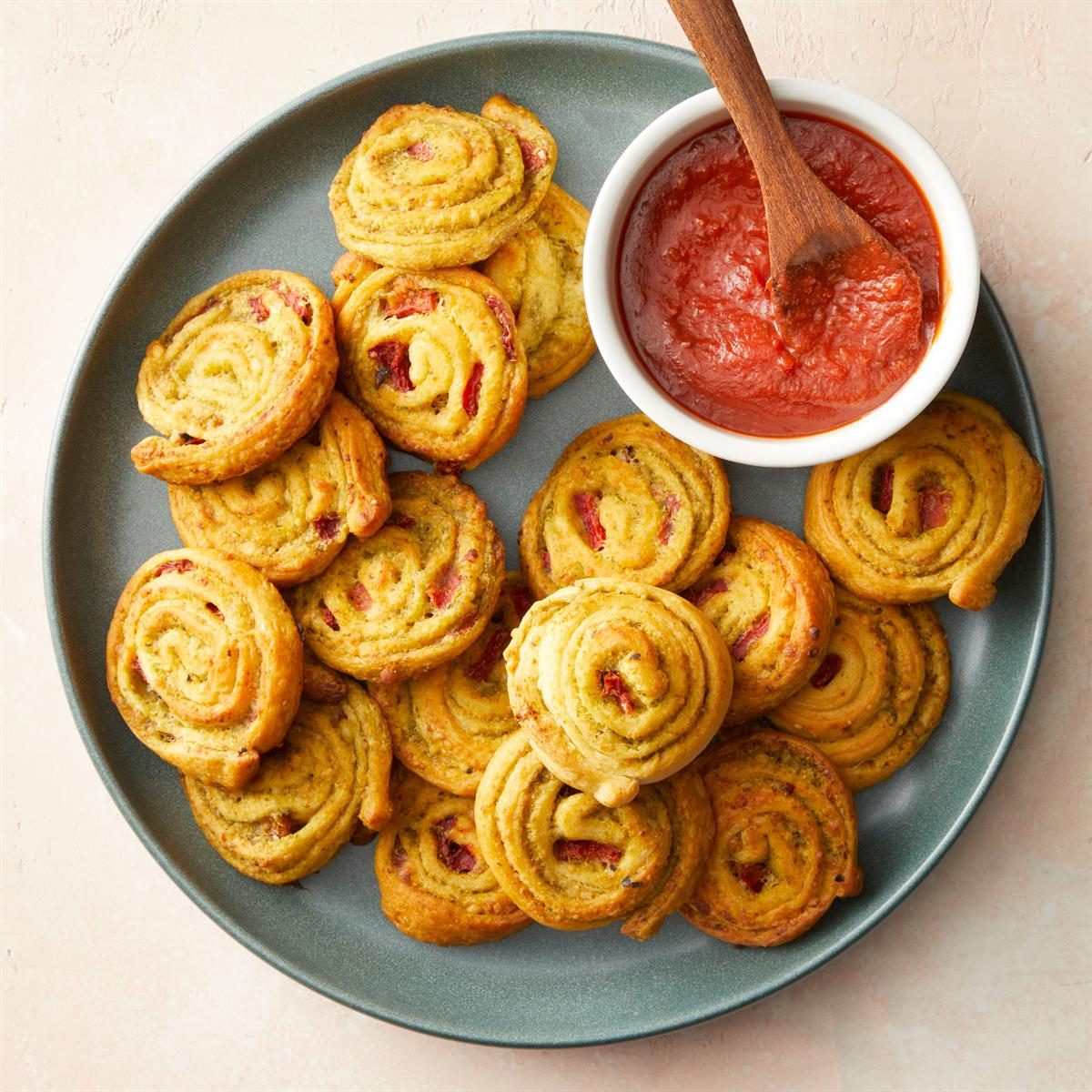 Party Pesto Pinwheels Exps Tohcom24 26487 Dr 12 10 01b