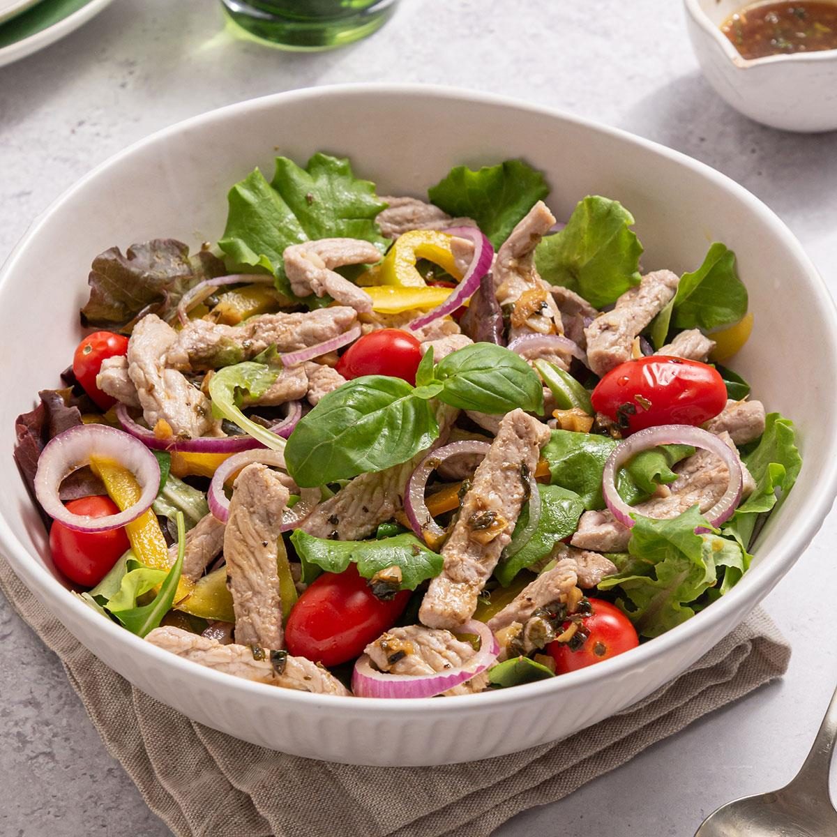 Savory Pork Salad Exps Tohd24 35244 Soniabozzo 6