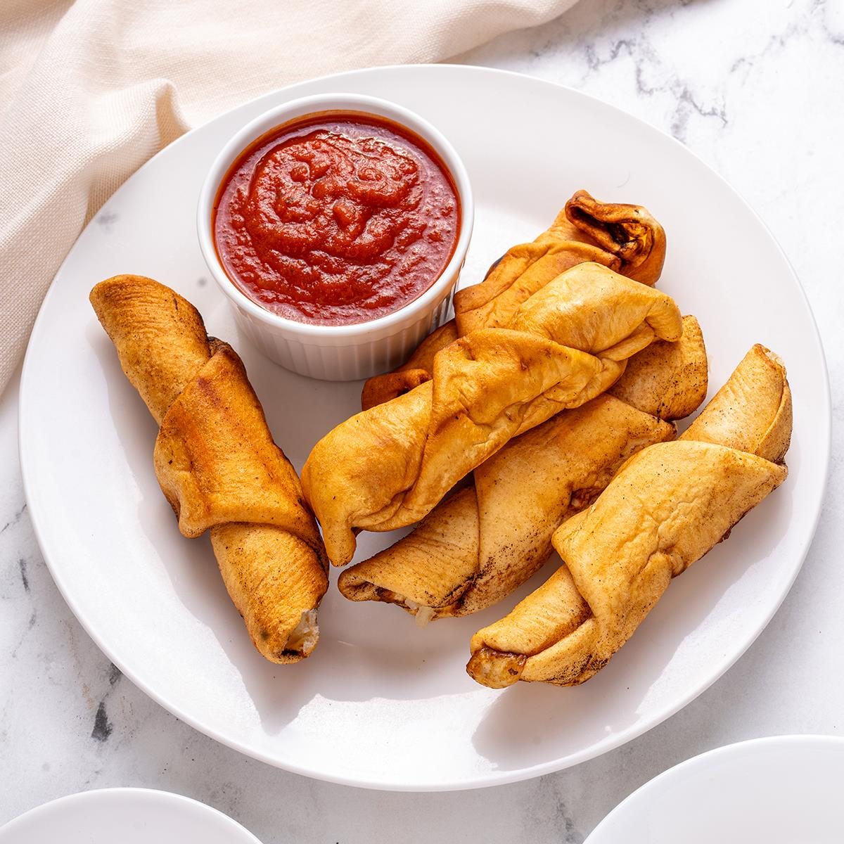 Wonton Mozzarella Sticks