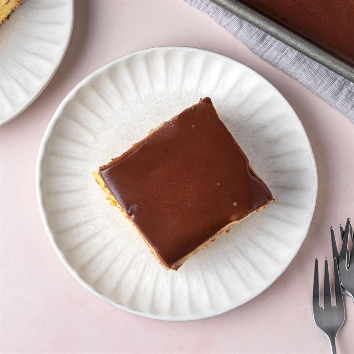 Boston Cream Poke Cake