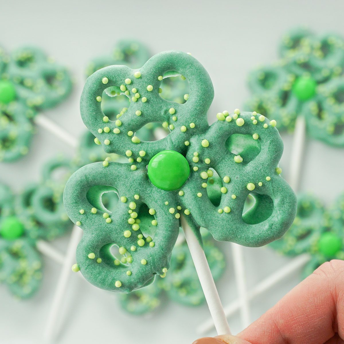 This Is How to Make Shamrock Pretzels