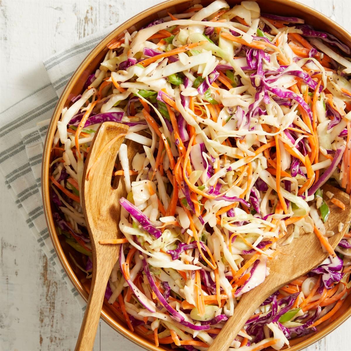 Coleslaw With Poppy Seed Dressing Exps Ft25 166423 Ac 0509 1