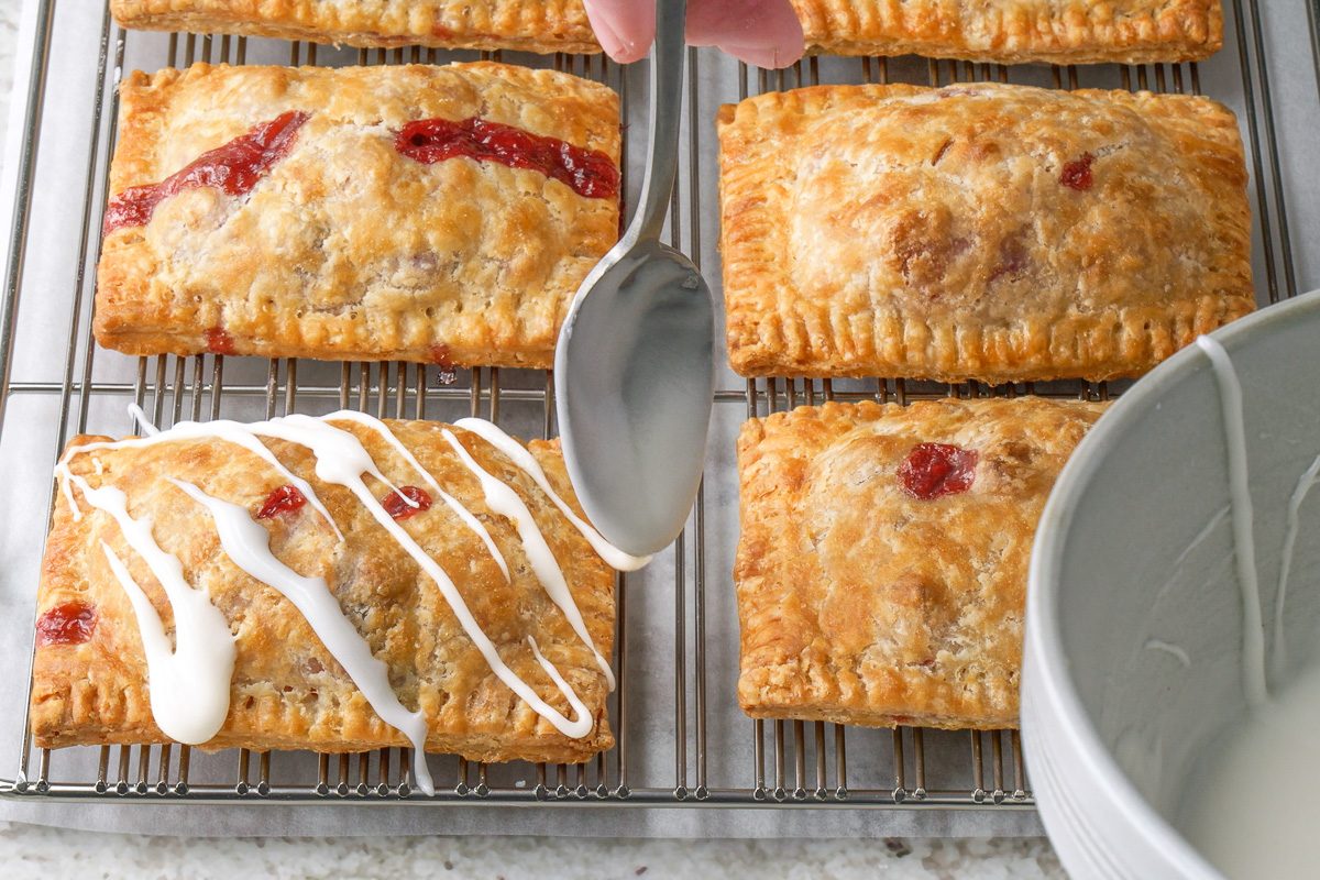 drizzling hand pies with icing