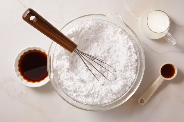 whole milk, espresso, vanilla extract and confectioner’s sugar