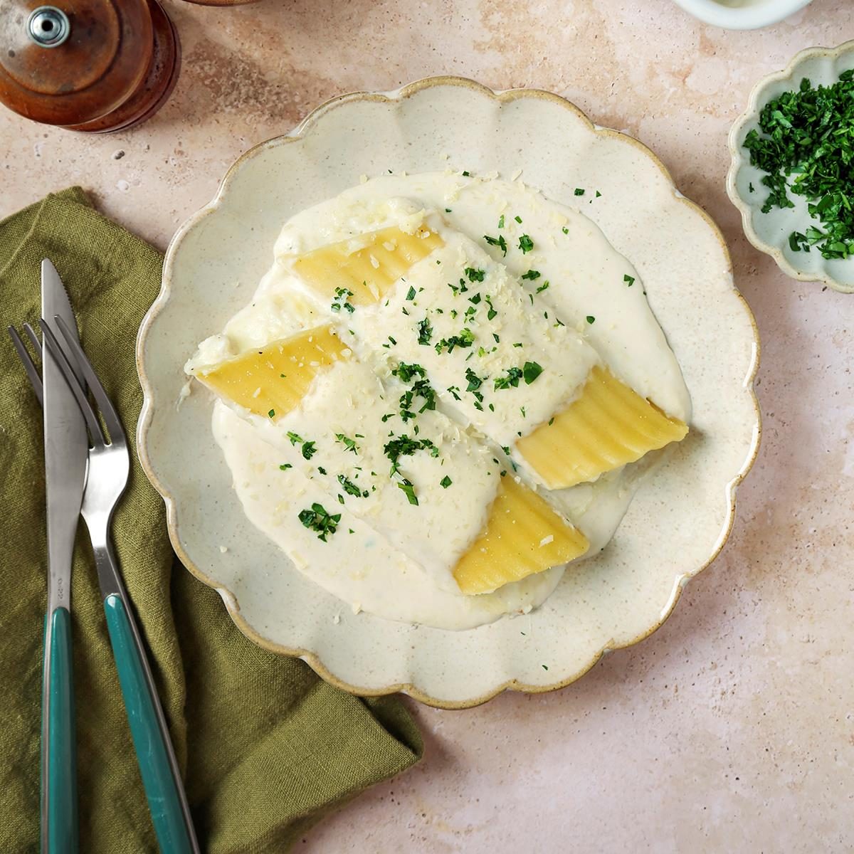 Crab-Stuffed Manicotti