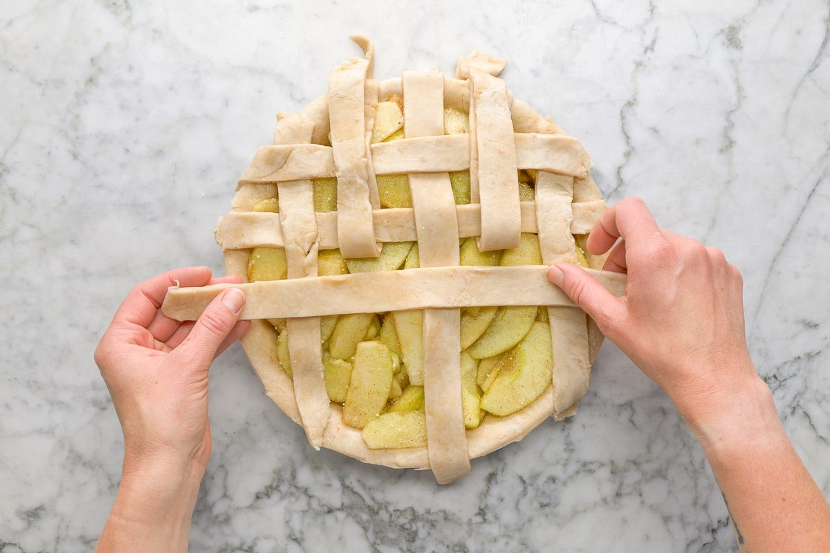 making lattice crust