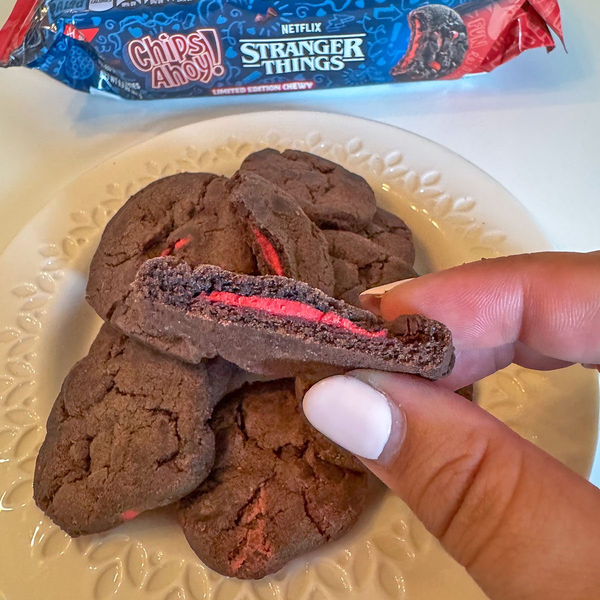 I Tried The New ‘Stranger Things’ Chips Ahoy Cookies and They’re Incredible