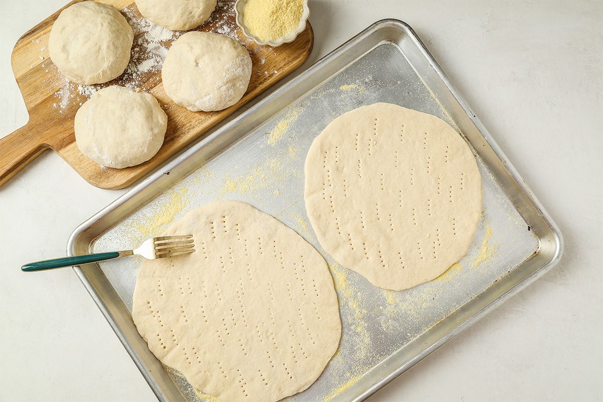 Personal Pizza Crust Tohd25 271789 Jonathanmelendez 04