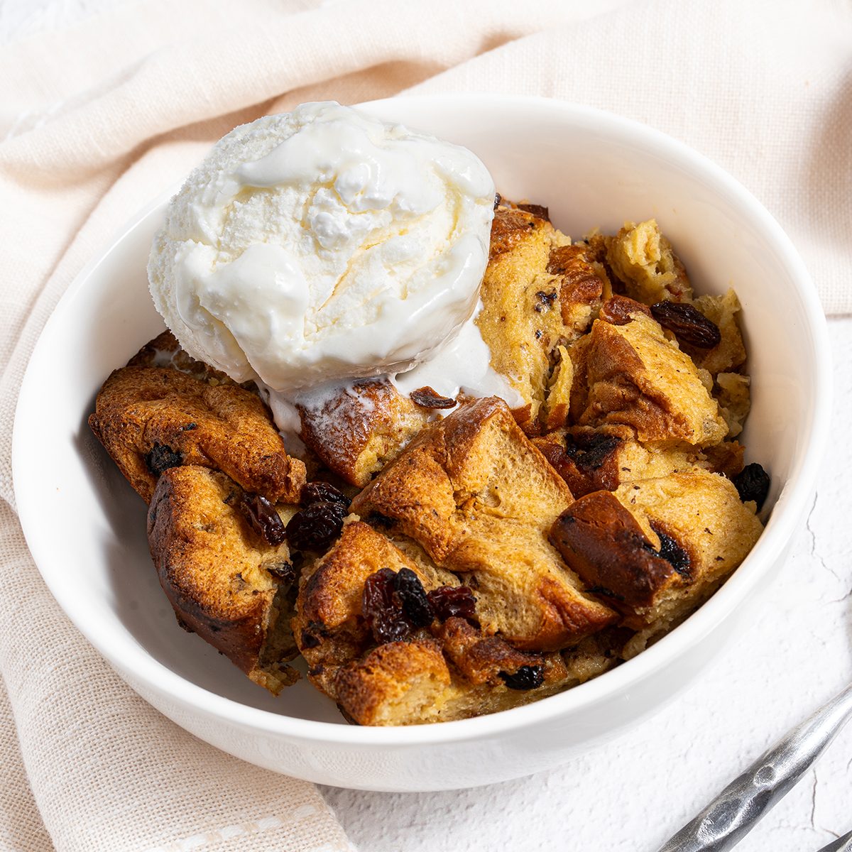 38 Easy Slow-Cooker Dessert Recipes