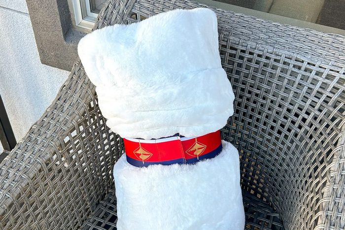 Toha24 Pretty Rugged Faux Fur Original Blanket Madi Koetting 01a Ksedit