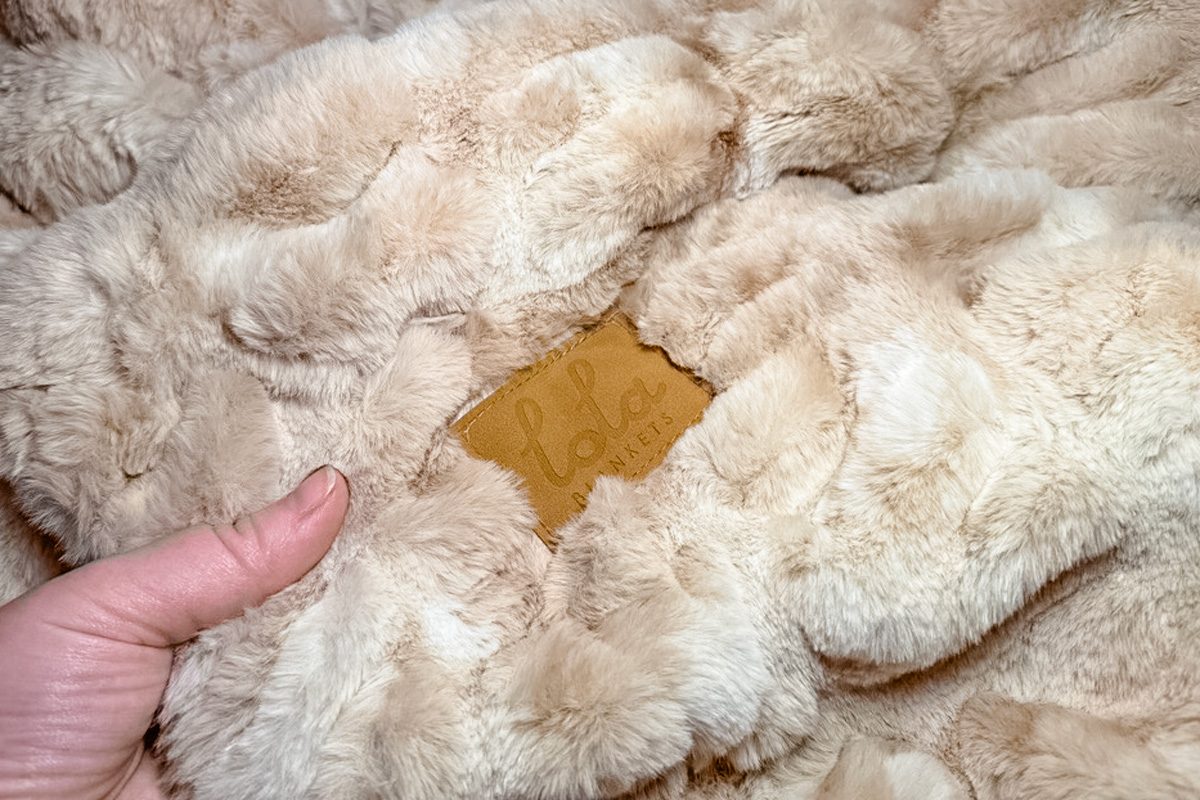 Toha25 Lola Blankets Review Mary Henn Ft Otedit