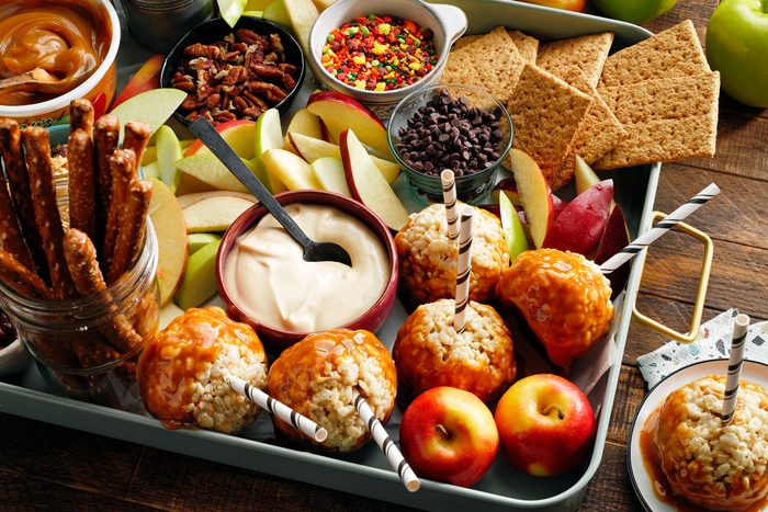 Caramel Apple Bar assorted in tray