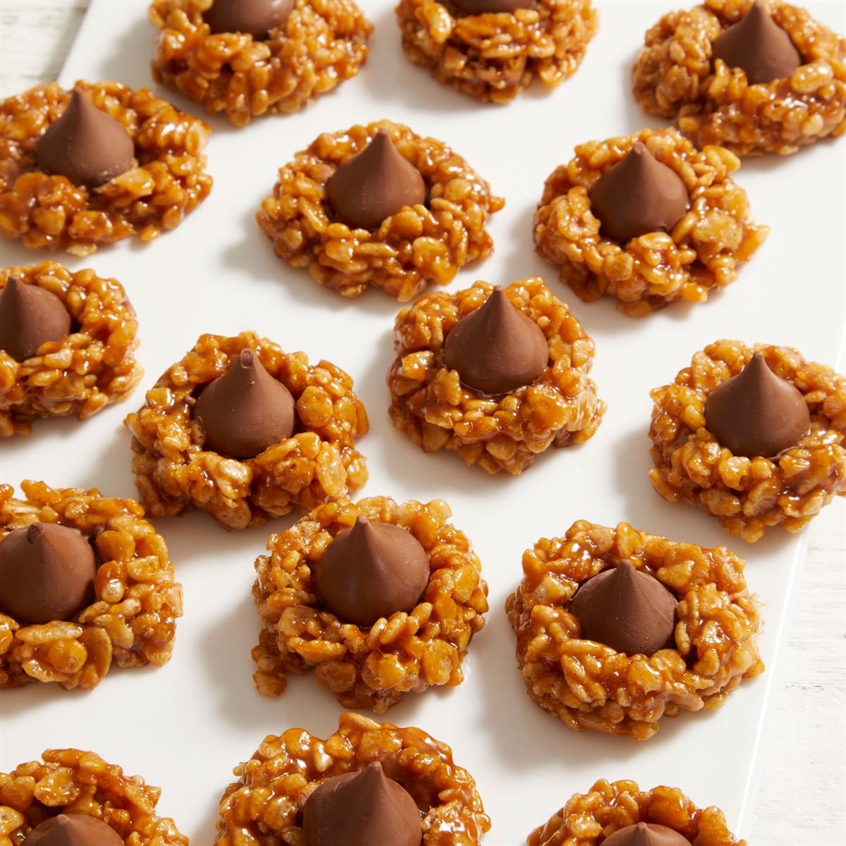 No-Bake Cookie Butter Blossoms