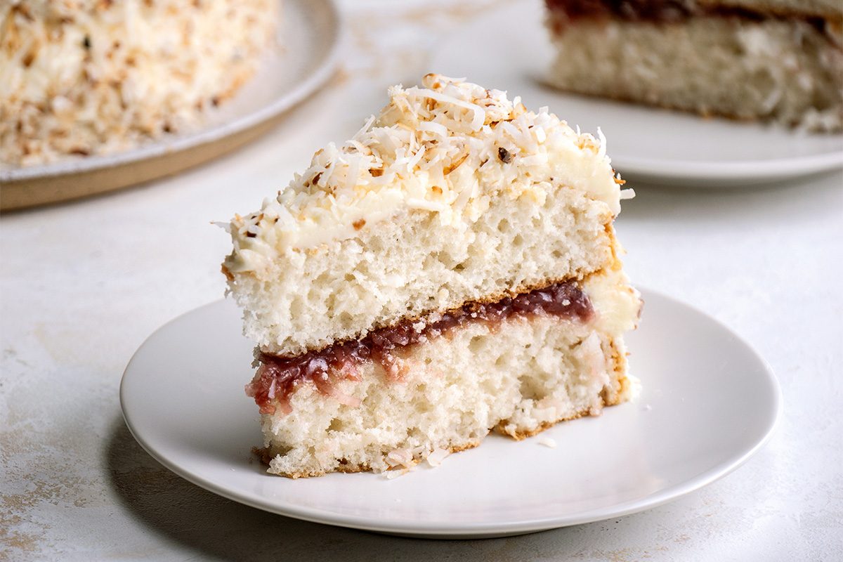 Raspberry Coconut Cake Tohvp25 25345 Mf 05 28 2