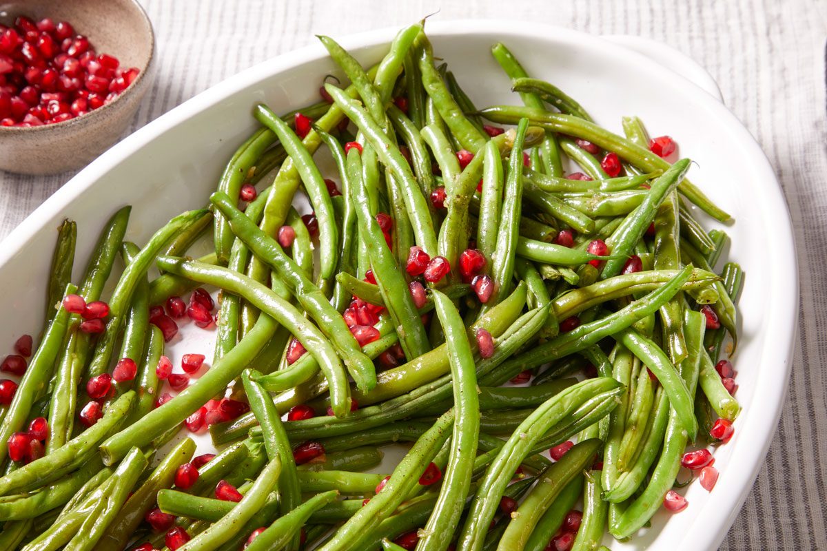Green Beans With Pomegranate Seeds