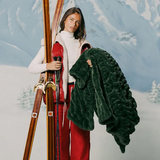 Lola Blankets Winter Pine Blanket