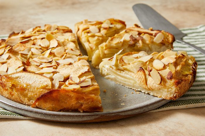 Bavarian Apple Torte Ft25 94339 Ec 1008 10