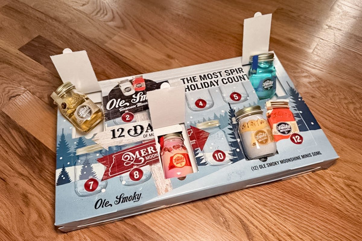 Ole Smokey Moonshine Calendar