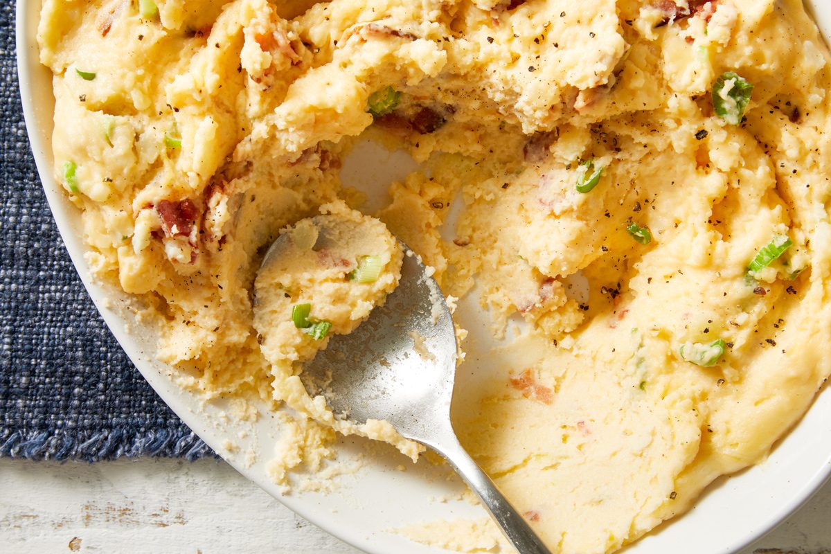 Slow Cooker Loaded Mashed Potatoes